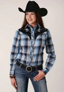 Roper Women's Snap Fancy Applique Blue And Navy Plaid Shirt