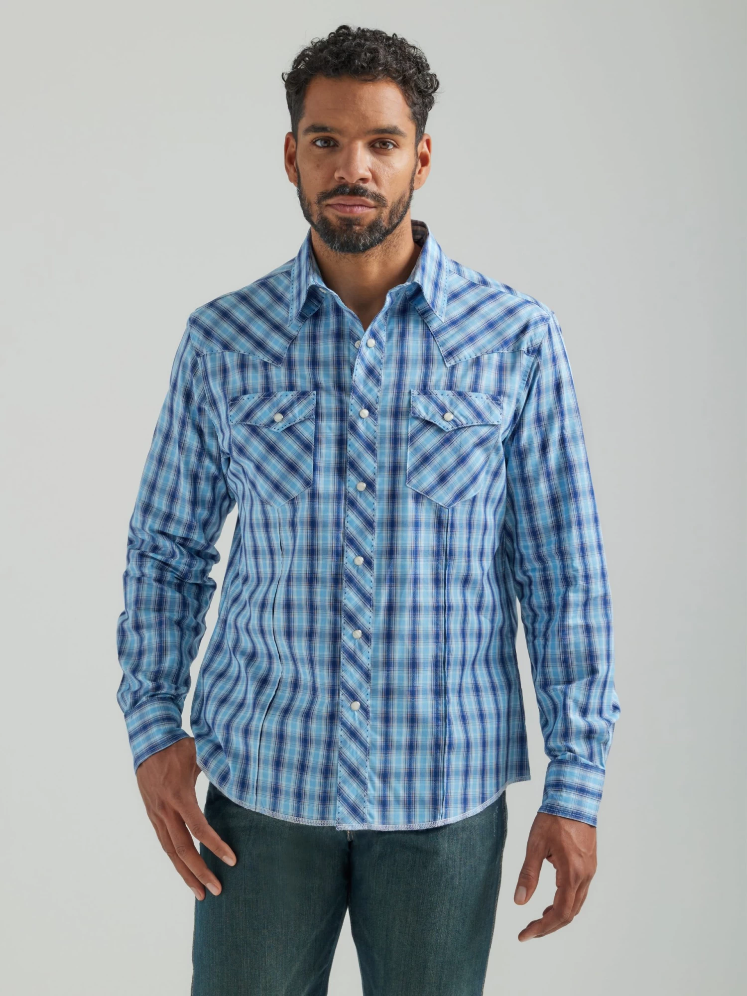 WRANGLER LONG SLEEVE WESTERN PLAID SNAP SHIRT - NAVY BLUE