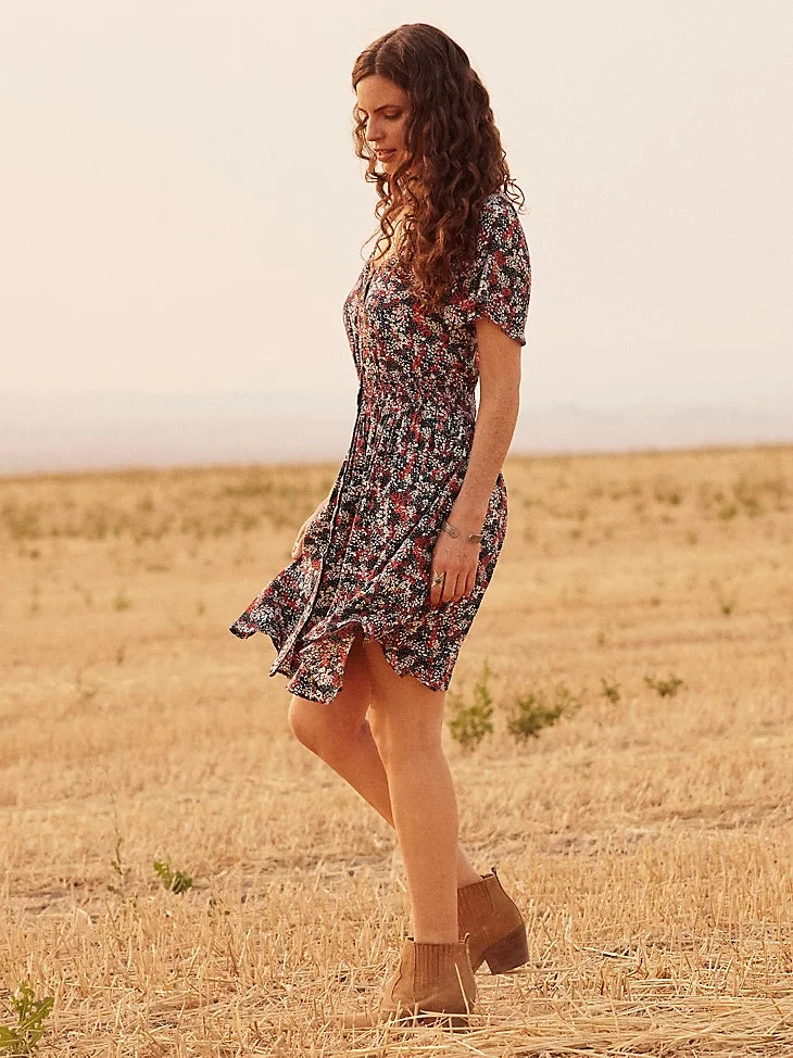 Wrangler Womens Retro Flutter Floral Snap Front Dress - Image 2