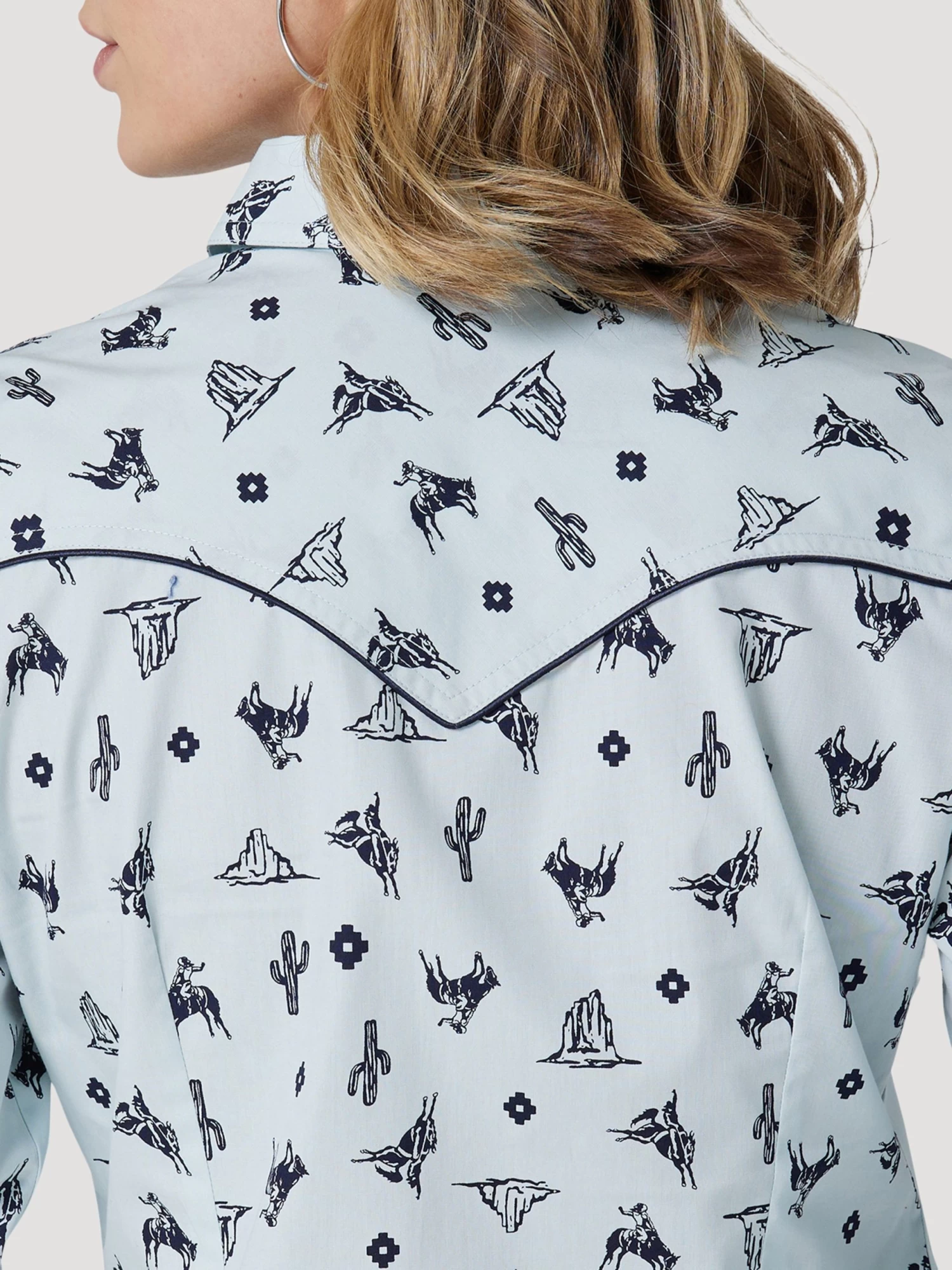 Wrangler Retro Cowgirl Cactus Western Snap Shirt - Blue Print - Image 7