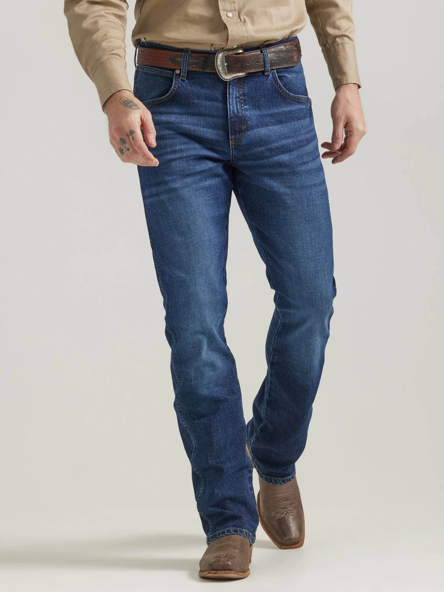 Wrangler Mens Retro Slim Fit Bootcut Jean - Holsteiner - Image 2