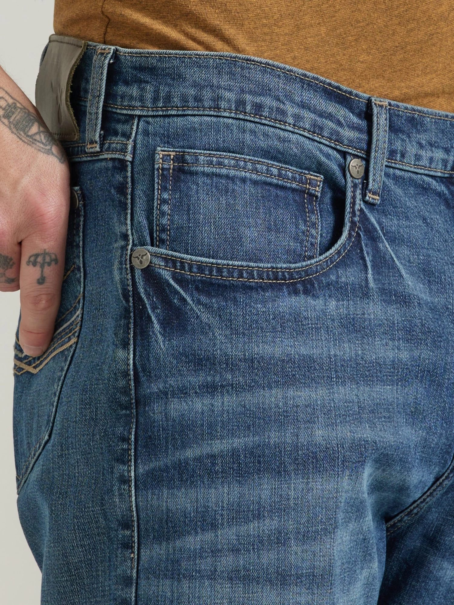 Wrangler Mens 20x No.42 Vintage Bootcut Jean - Cowboy Gardens - Image 5