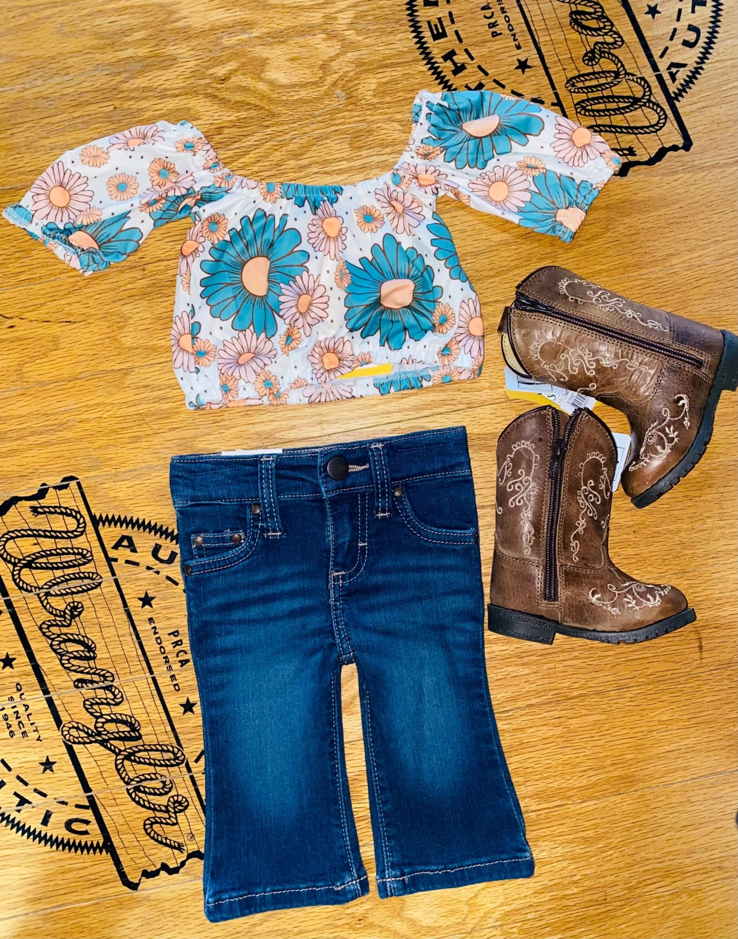 TEAL RTRO DAISY FLORAL OFF SHOULDER - Image 2