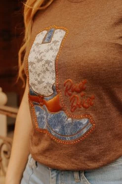 Dallas Brown T-shirt - Rust & Dust