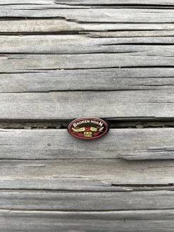 Broken Horn Cap Pin -Oval