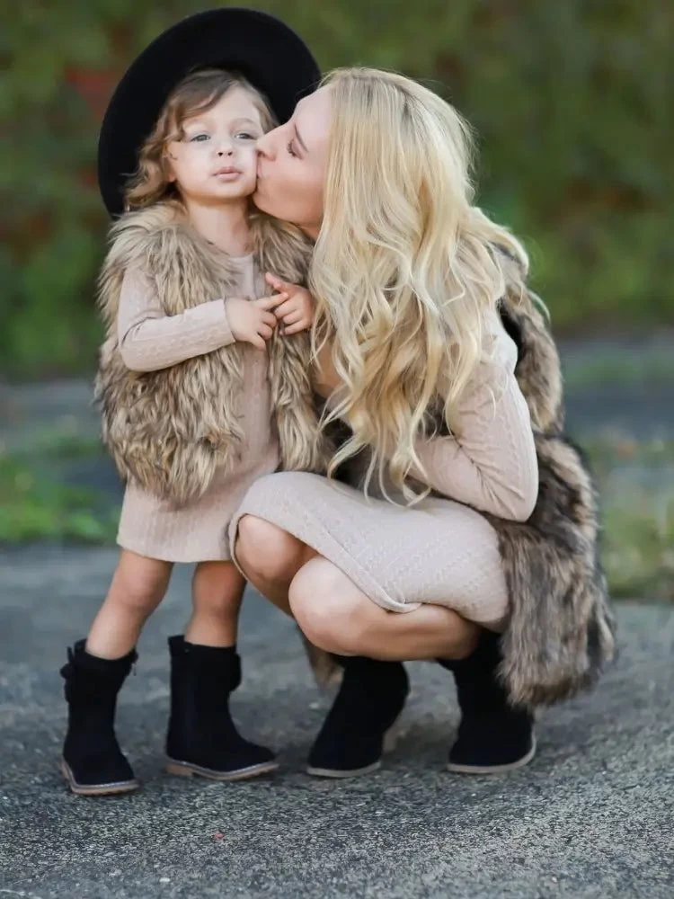 Mommy And Me Aniston Cable Kint Dress- Tan - Image 2