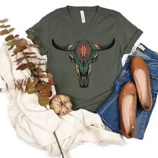 Aztec Skull Tee V-neck - Olive